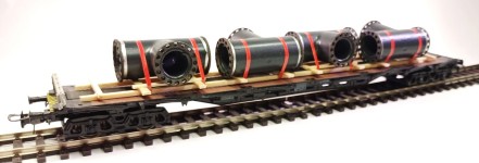Loewe 2409 - H0 - Flanschrohr T-Verteiler